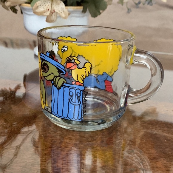 Vintage Muppets Inc Sesame Street Glass Mug Cup Oscar Grover Bert Ernie Big Bird - Picture 3 of 6